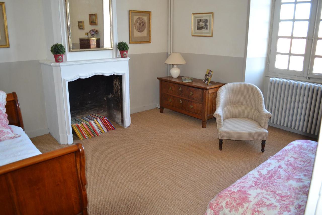 Bed and Breakfast Le Petit Logis Rouillac  Exterior foto